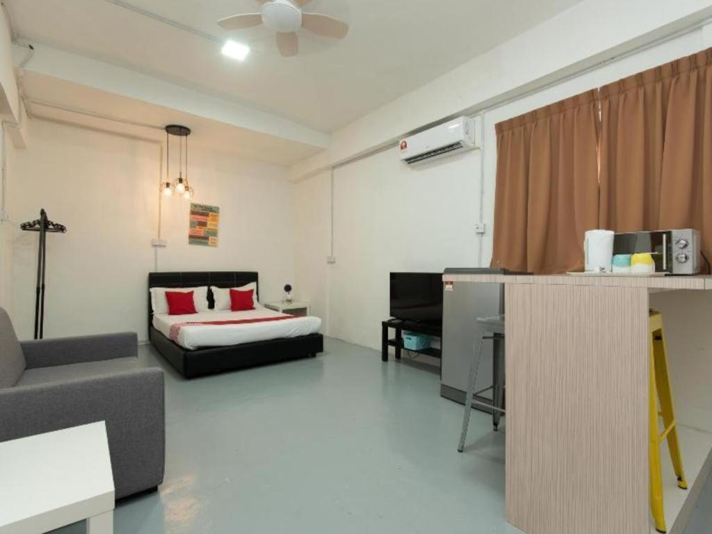 Oyo 43993 Madsuite Kota Kinabalu Exterior foto
