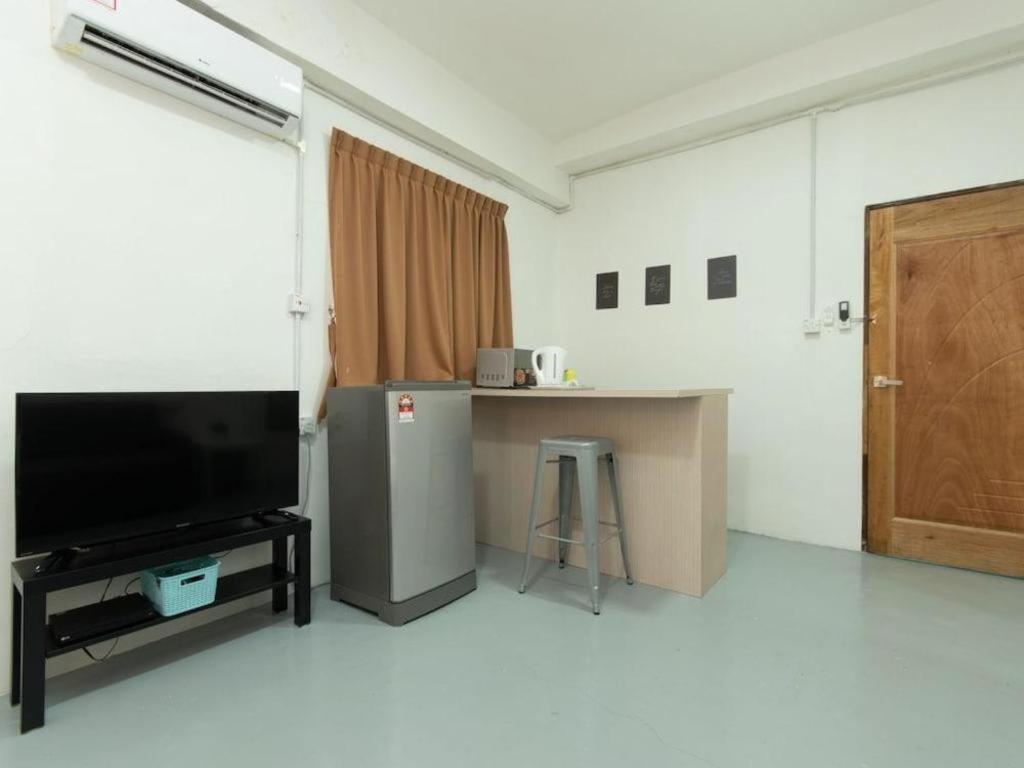 Oyo 43993 Madsuite Kota Kinabalu Exterior foto